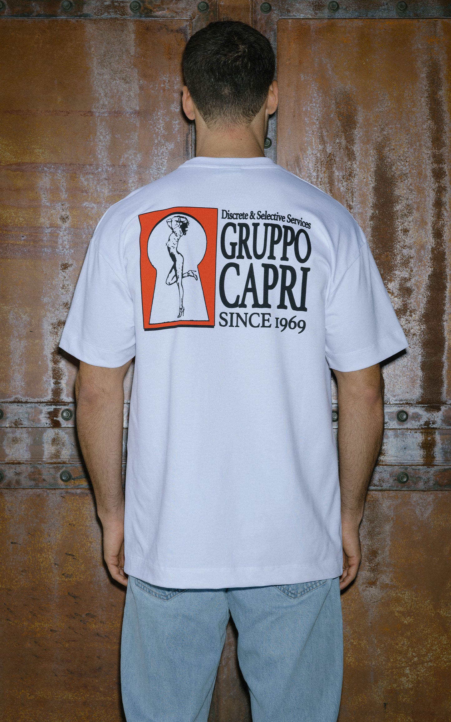 CAMISETA GRUPPO CAPRI DISCRETE AND SELCTIVE SERVICES