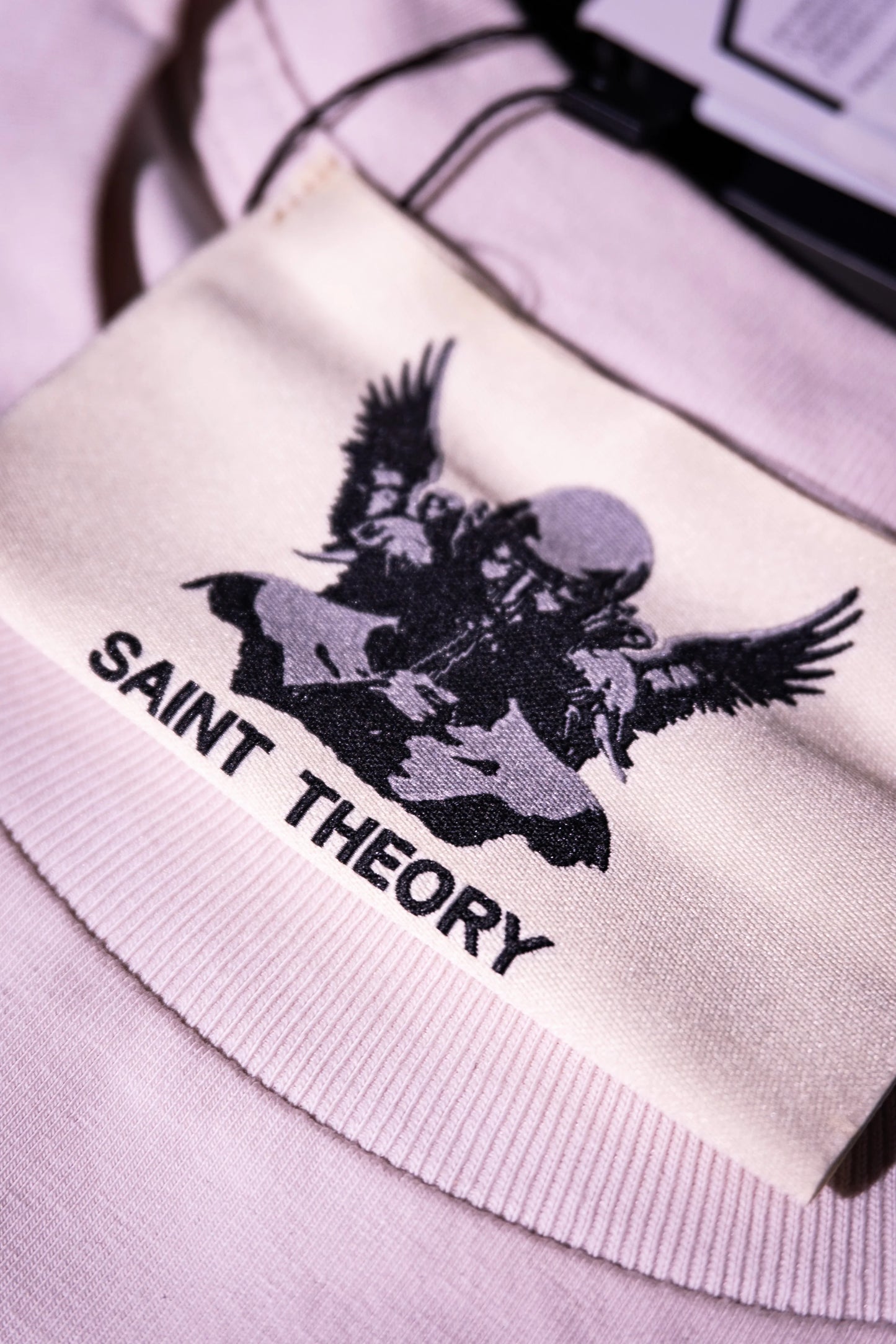 CAMISETA OVERSIZED SAINT THEORY EVANGELIUM NATURAL ANGEL 4CA1