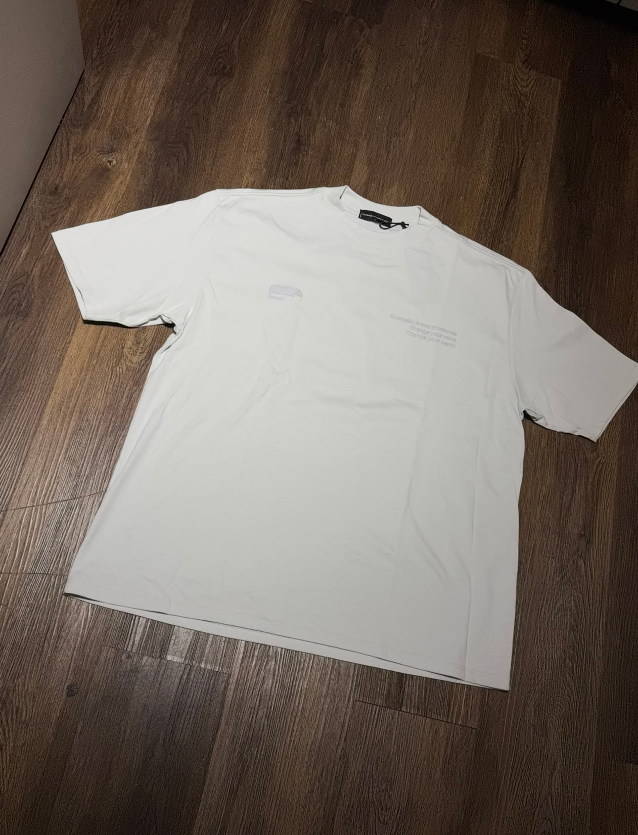 CAMISETA CROMATIC TRINITY GRIS