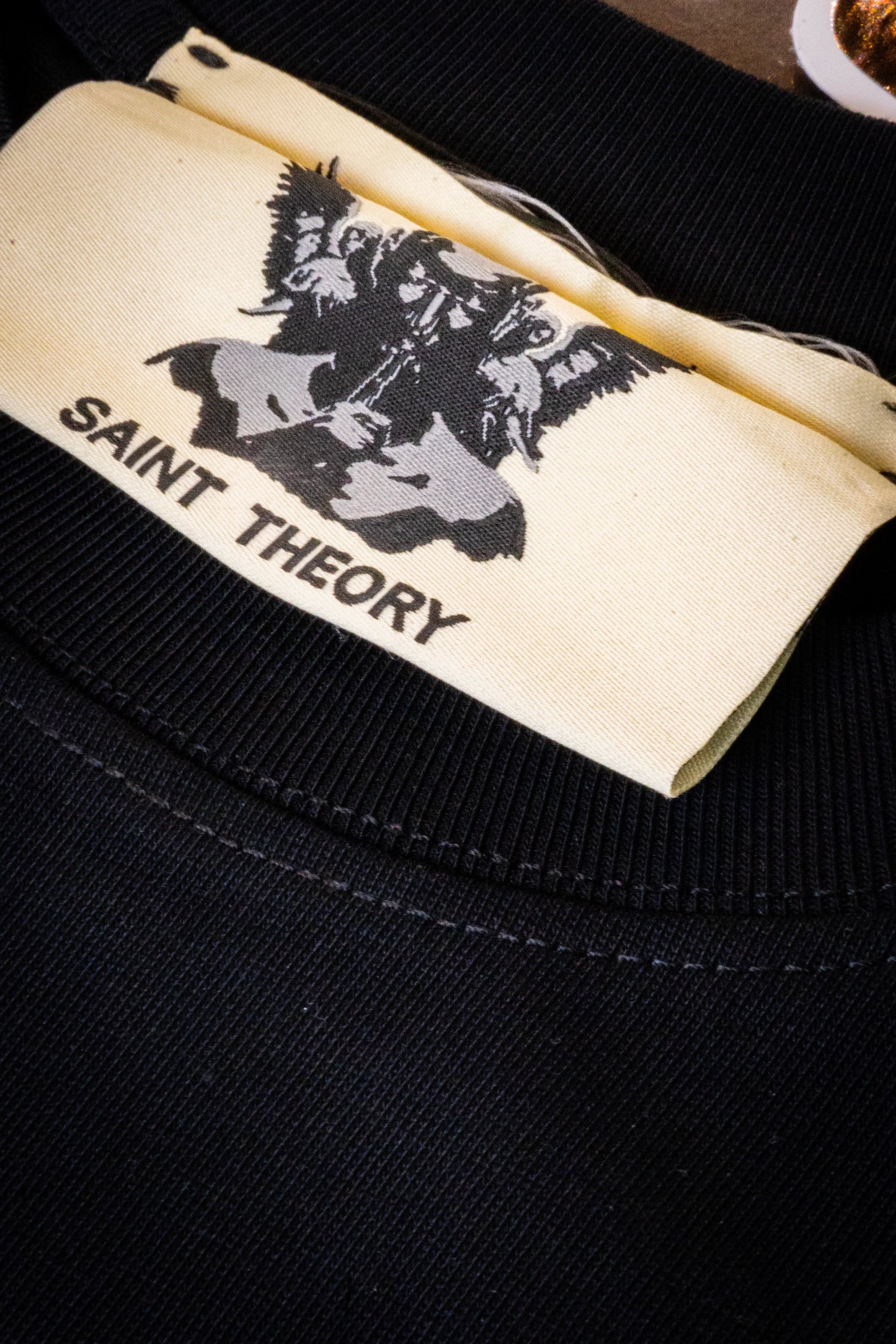 CAMISETA OVERSIZED SAINT THEORY EVANGELIUM ESPECTRUM ANGEL 4861