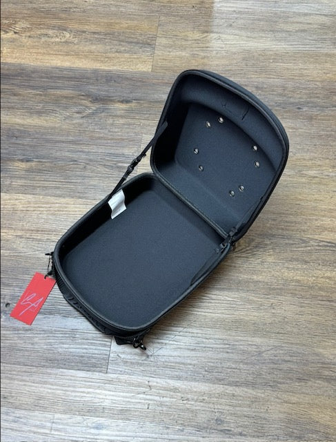 PORTA GORRAS CAPI BLACK