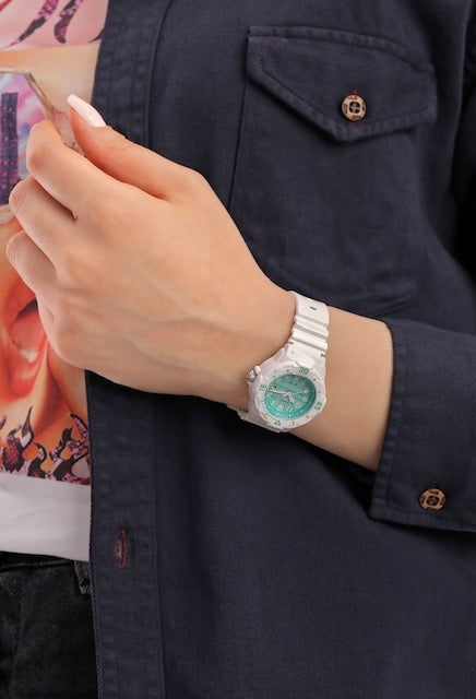 RELOJ CASIO LRW-200H-3CVDF