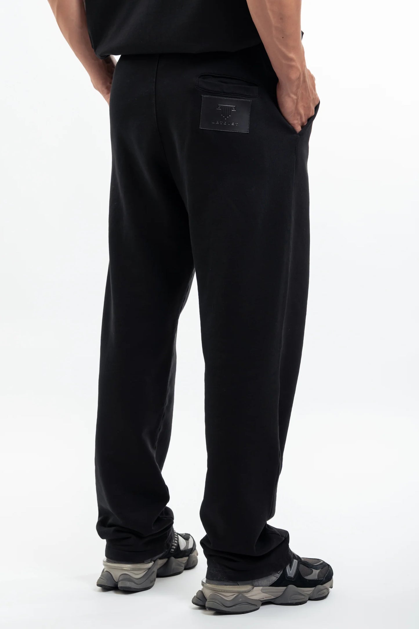 JOGGER ARTDIST LINNEAR BLACK