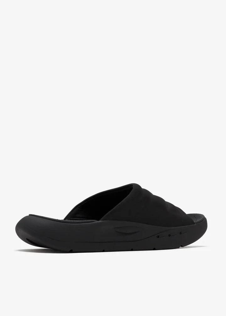 CHANCLAS OAKLEY STUDIO SLIDE BLACK FOF100651-02E