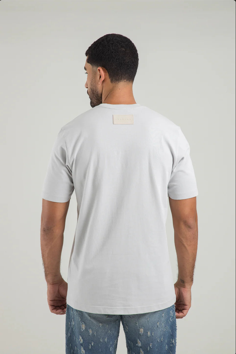 CAMISETA ARTDIST ESSENCE GRAY
