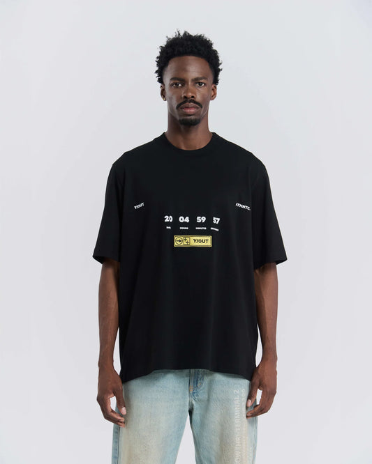 CAMISETA Y OUT COUNT DOWN