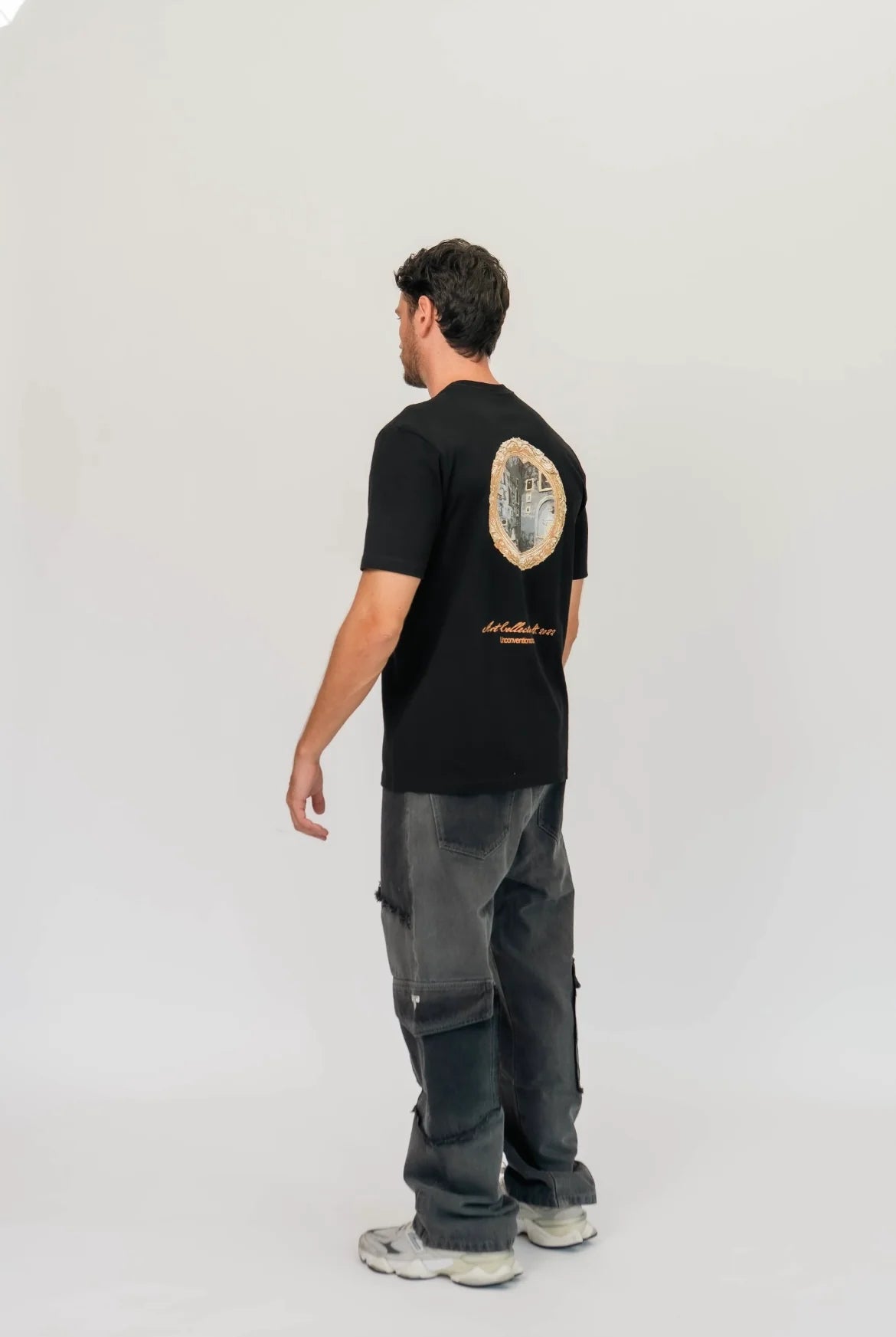 CAMISETA ARTDIST DUST BLACK