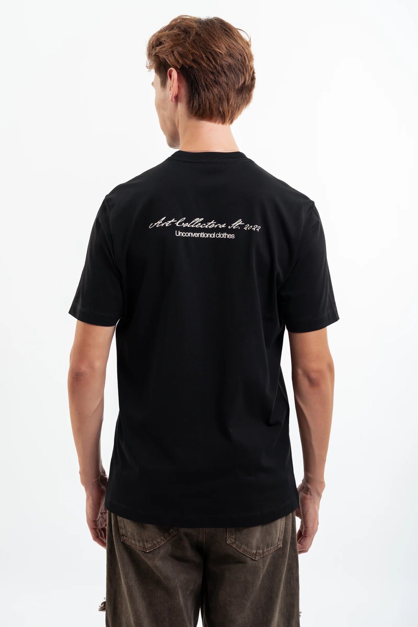 CAMISETA ARTDIST UNUSUAL BLACK