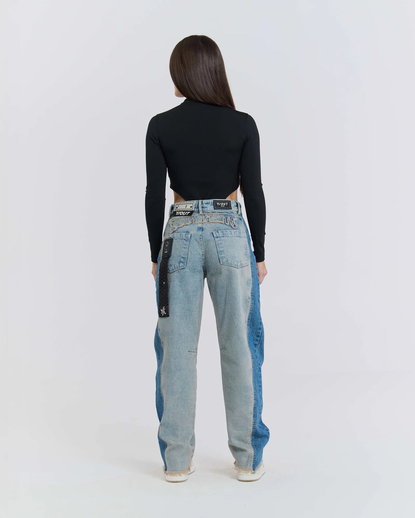 BODY Y OUT AIRWAY BLACK