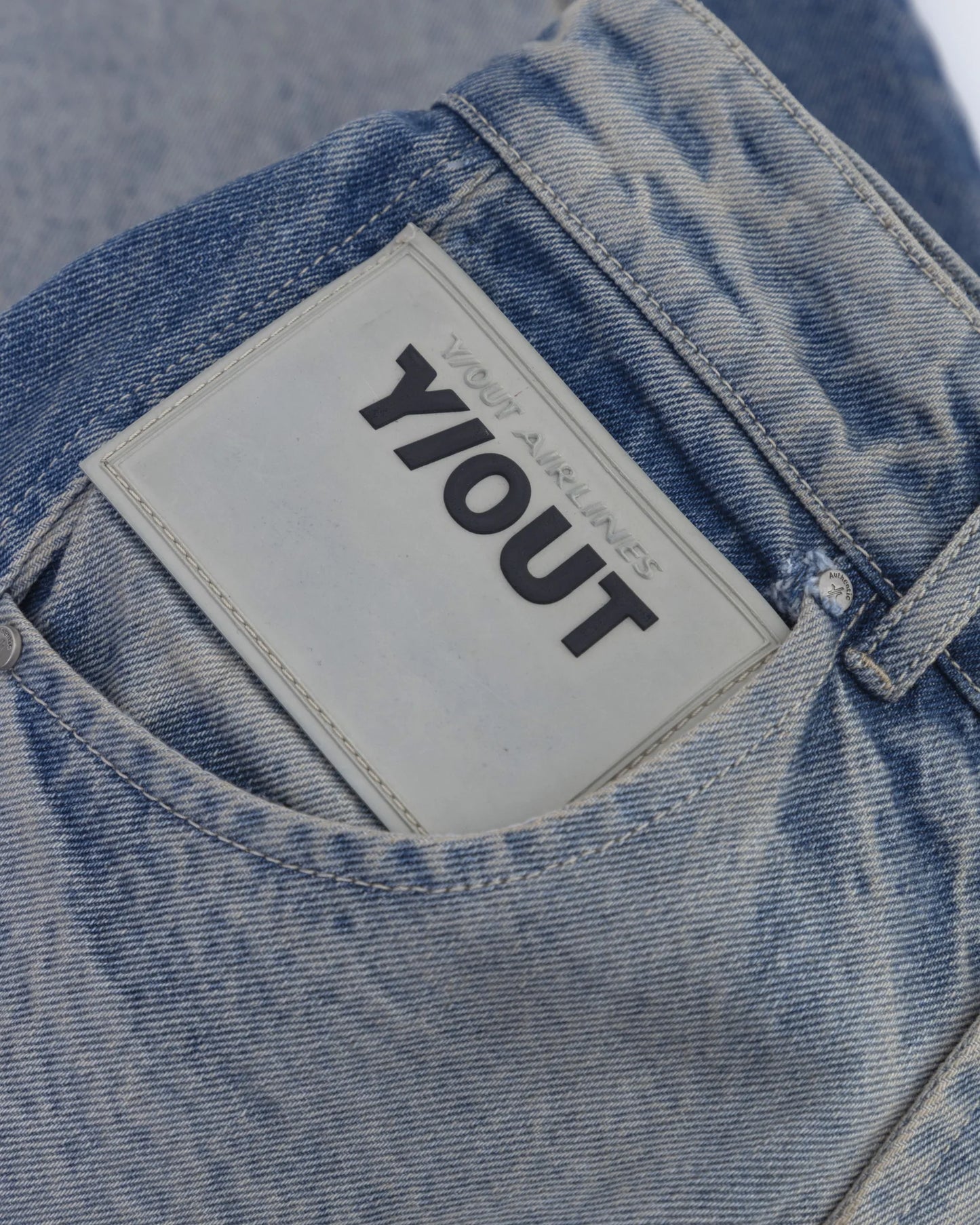 JEAN Y OUT DOH