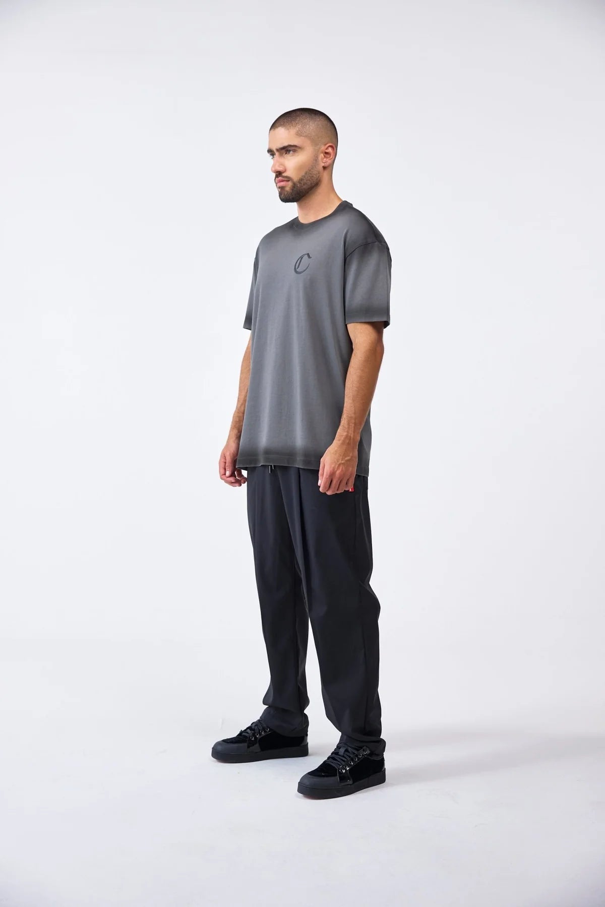 CAMISETA CLEMONT INTAGLIO GRIS OSCURO