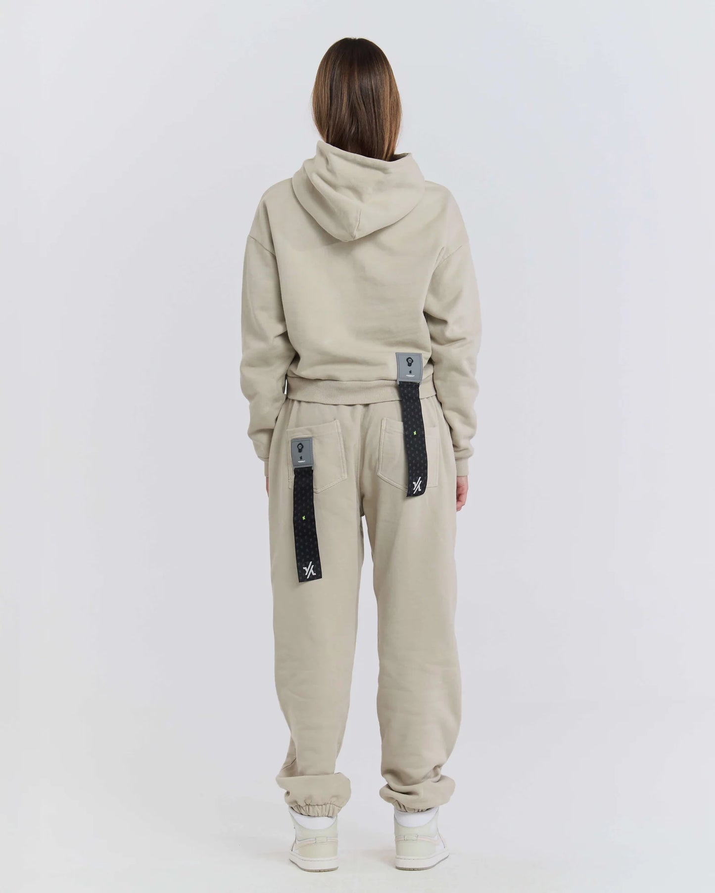 BUZO Y OUT CHANGI HOODIE