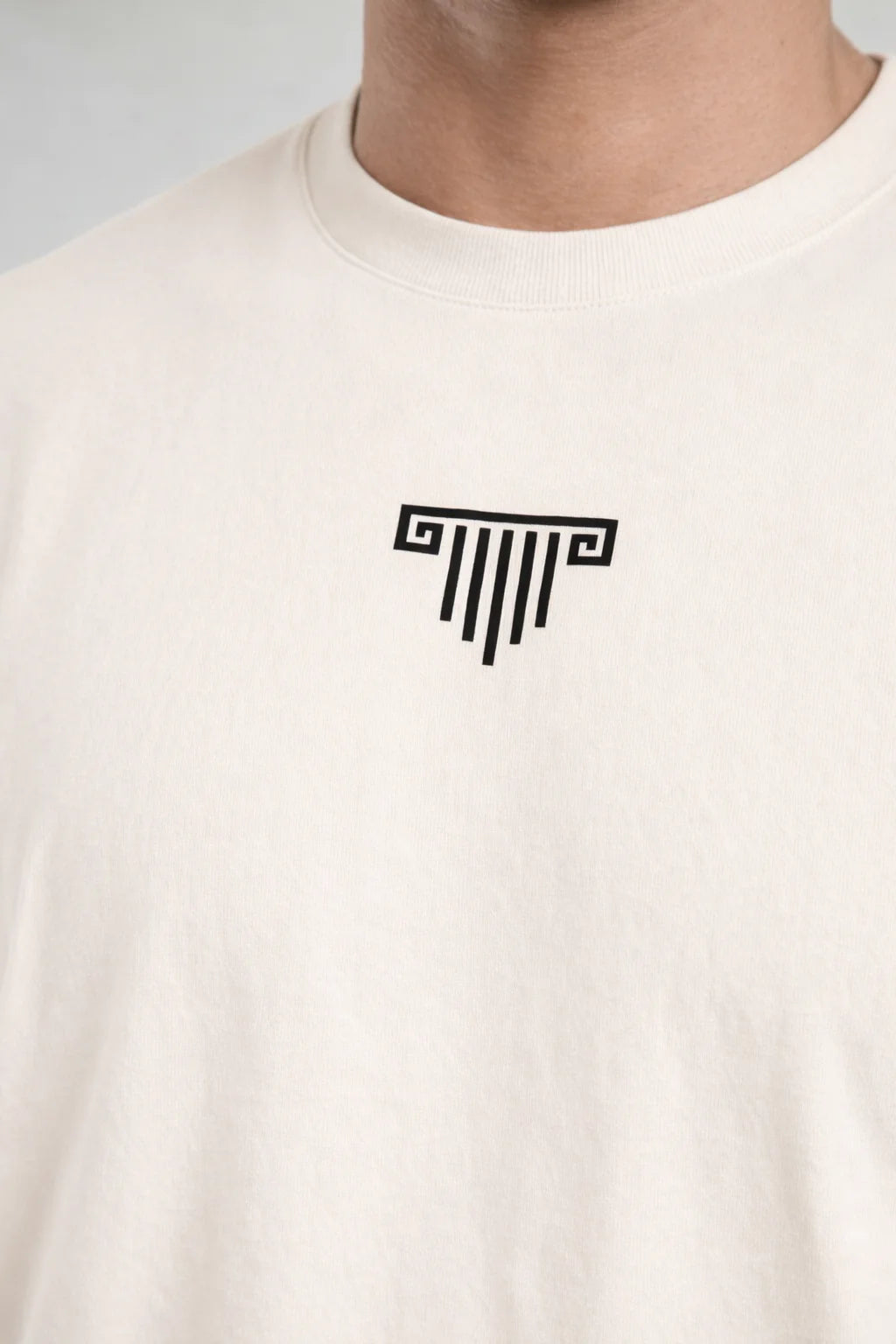 CAMISETA ARTDIST ESSENCE IVORY