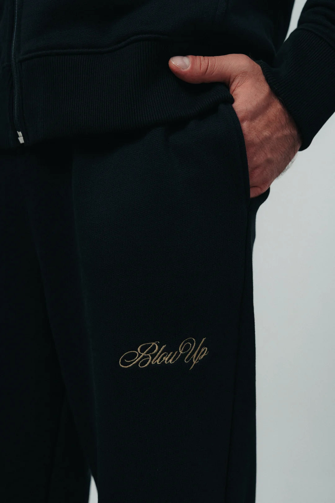 JOGGER BLOW UP BLACK JOGGER SD45-1100