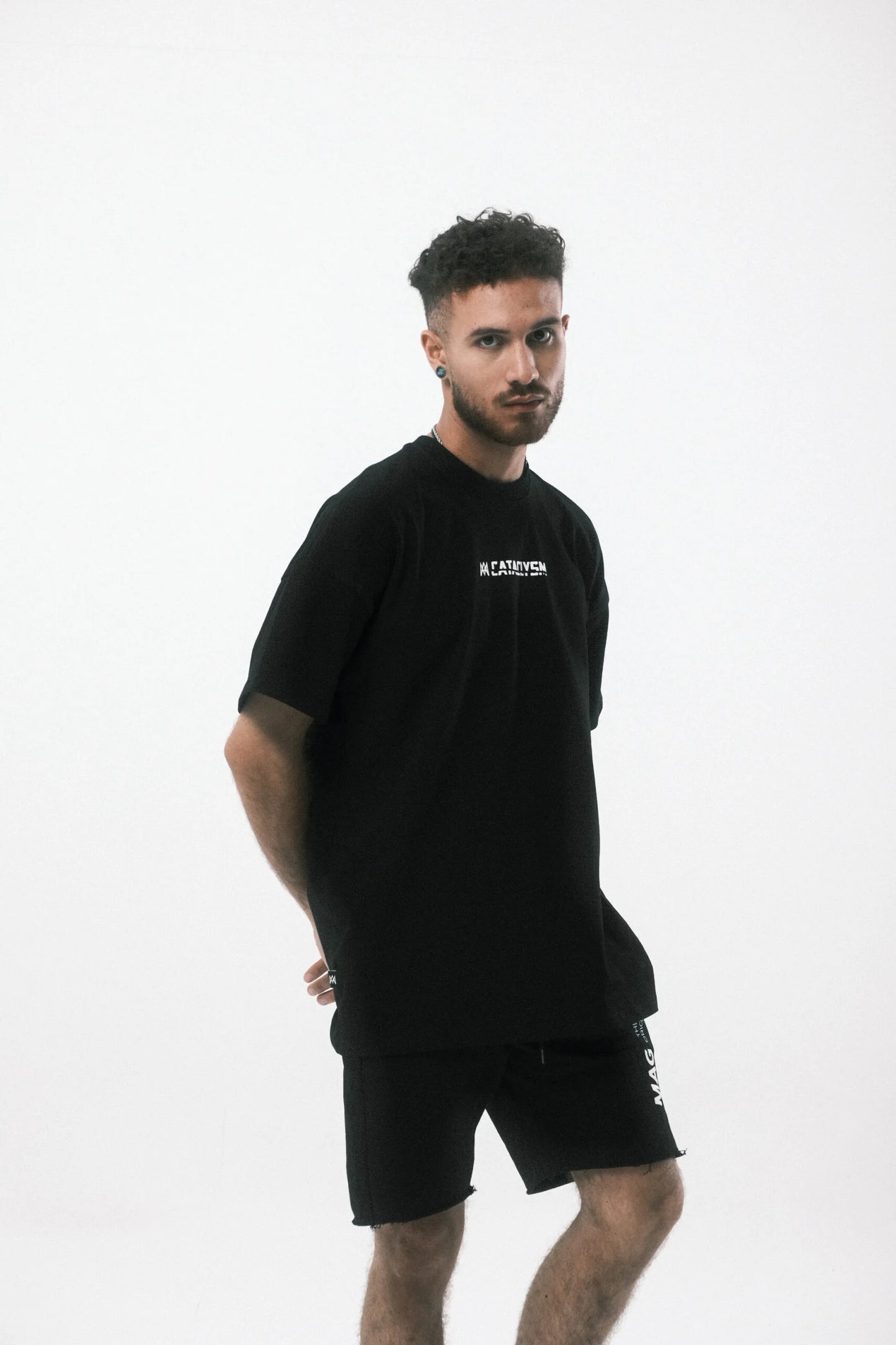 CAMISETA MAGNA OVERSIZE CATACLYS NEGRO