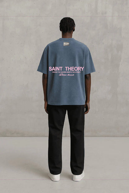 CAMISETA OVERSIZED SAINT THEORY HILOS DIVINO GRIS DESVANECIDO ROSA