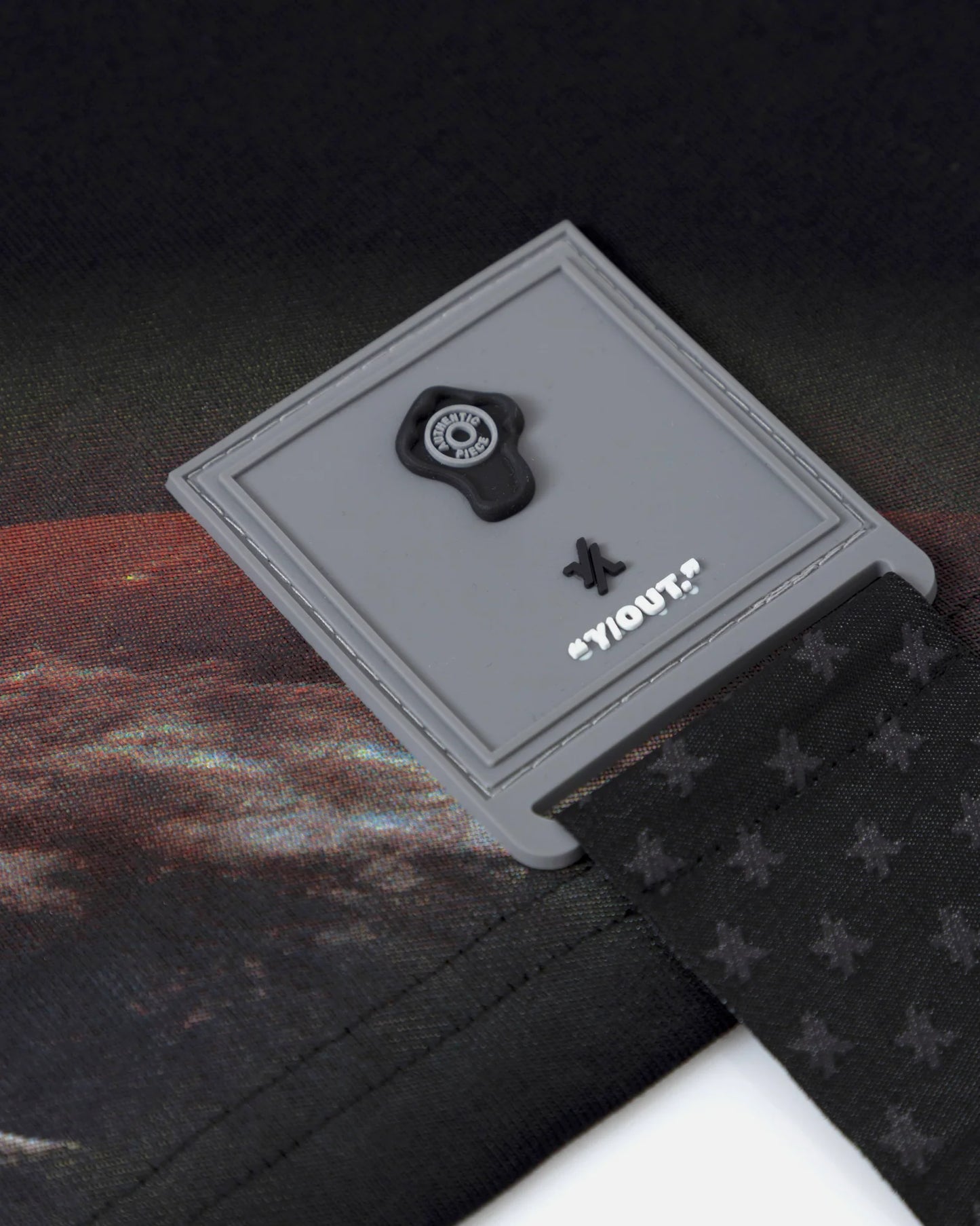 CAMISETA Y OUT NICKEL