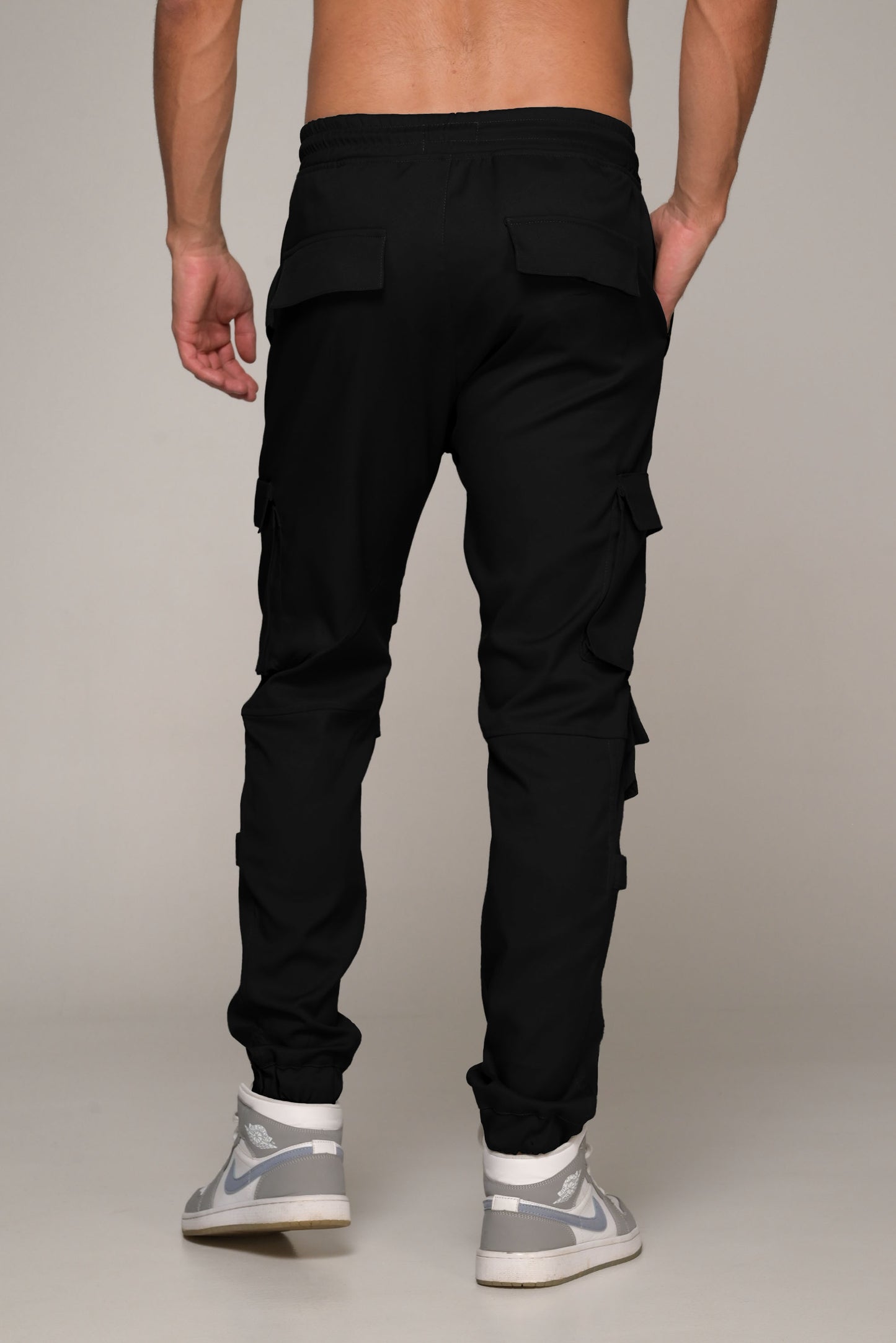 CARGO MACETO JOTA NEGRO UNISEX