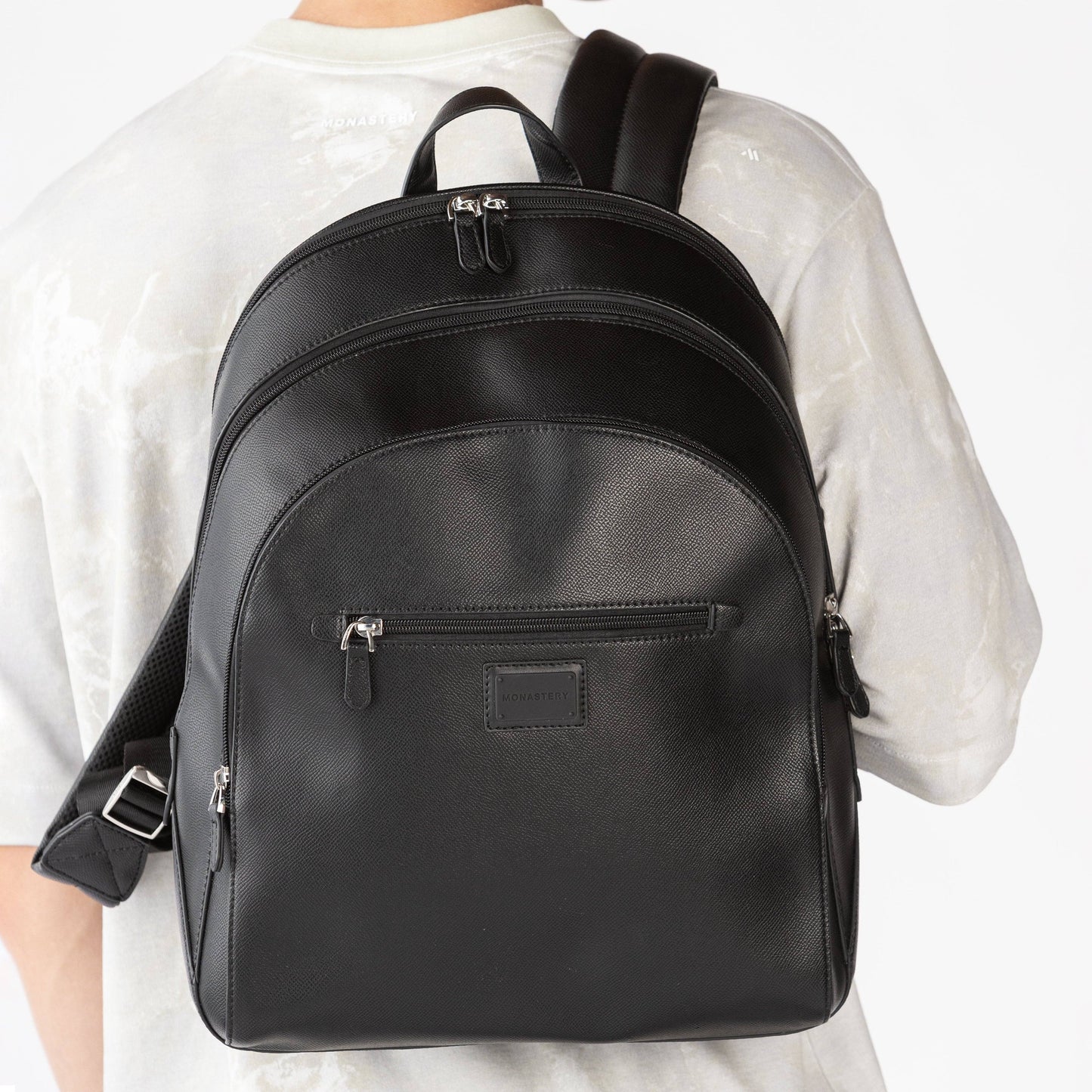 BOLSO MONASTERY CARITES BLACK