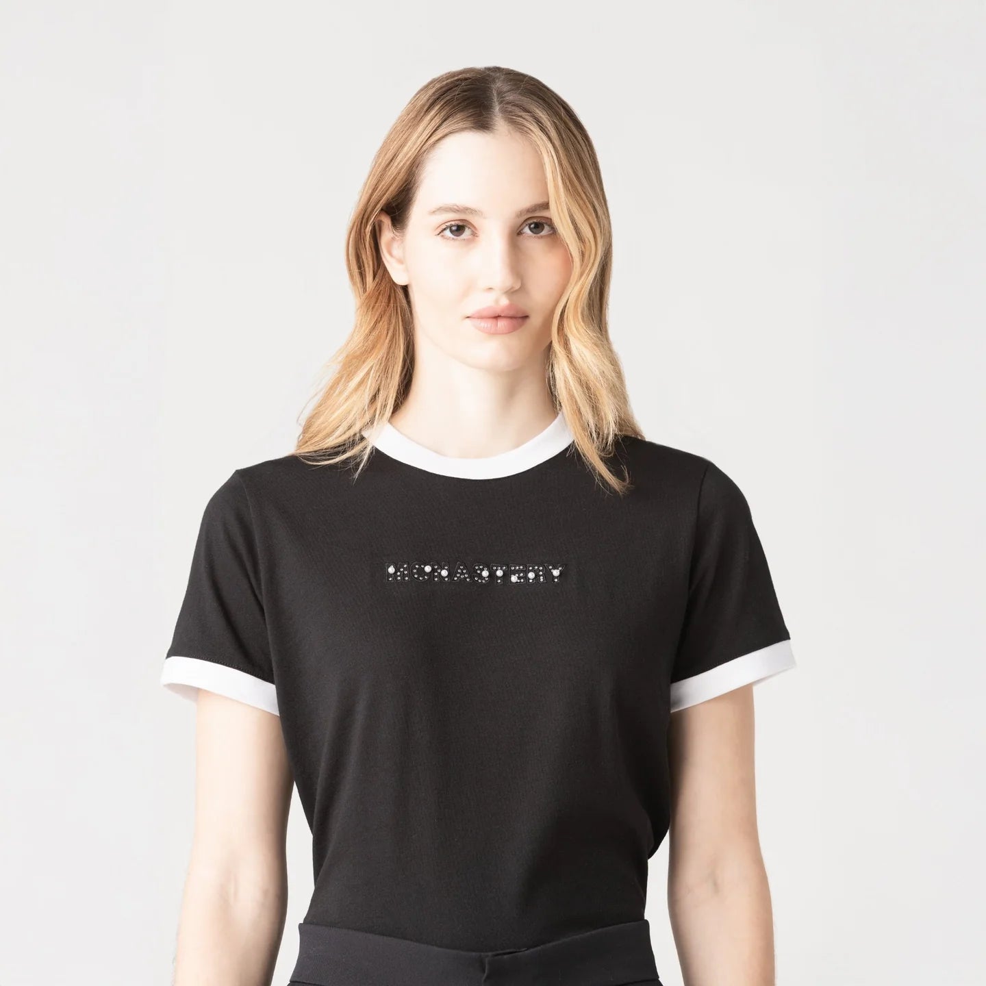CAMISETA MONASTERY ZHANNA BLACK WOMEN