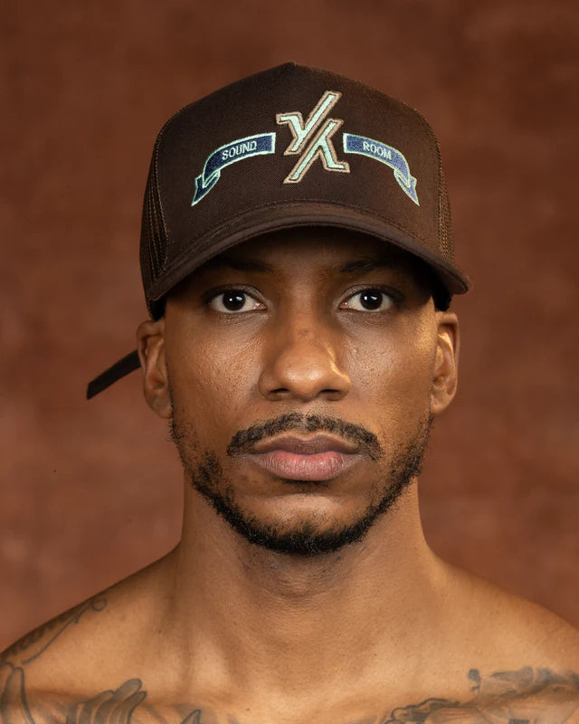 GORRA Y/OUT SIGN HERE