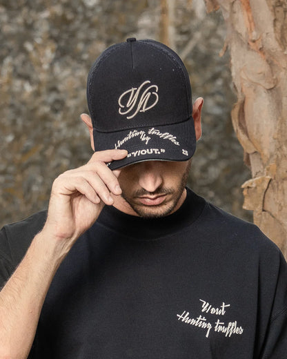 GORRA Y OUT CORTEX