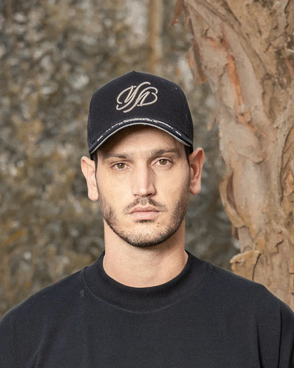 GORRA Y OUT CORTEX