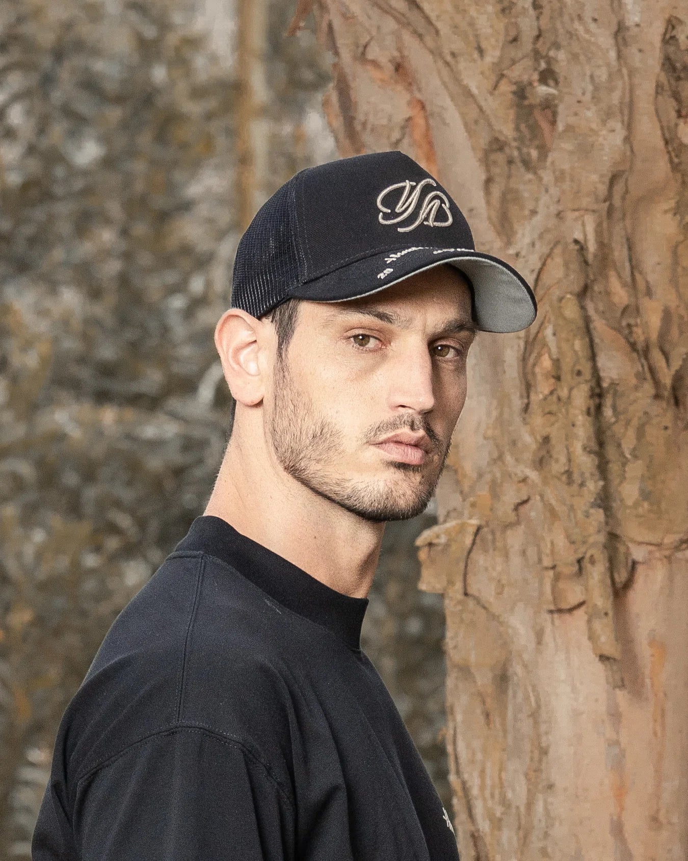 GORRA Y OUT CORTEX