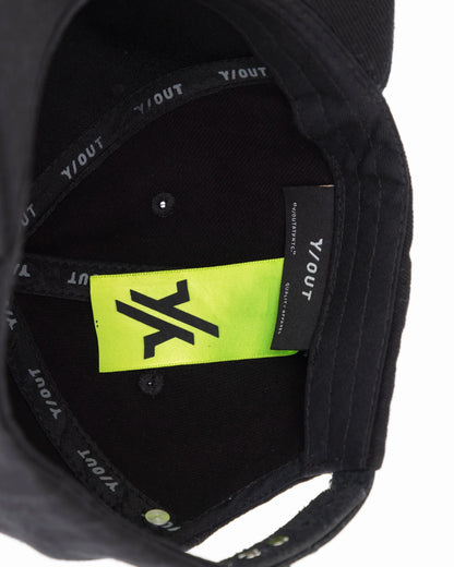 GORRA Y OUT ESSENCE