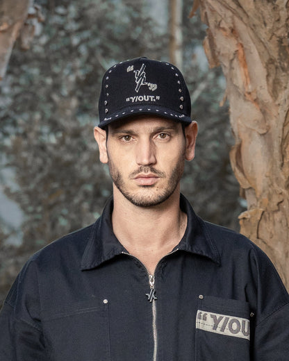 GORRA Y OUT ESSENCE
