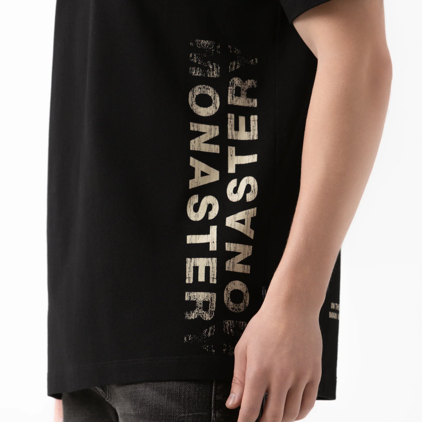 CAMISETA MONASTERY CLINT BLACK