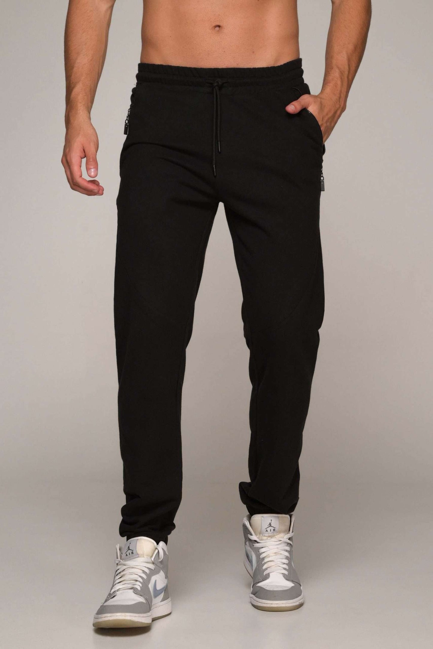 SUDADERA MACETO POLONIA NEGRO