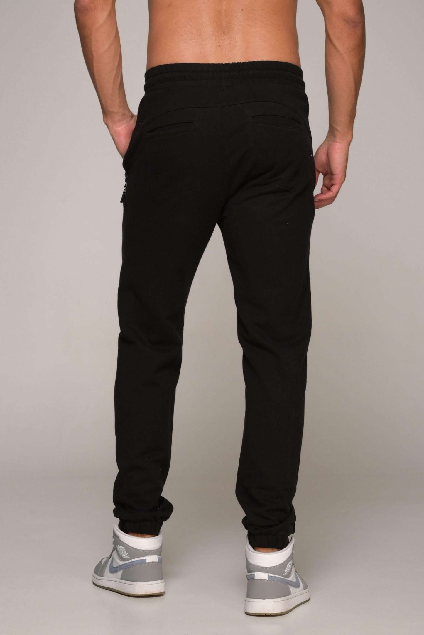 SUDADERA MACETO POLONIA NEGRO