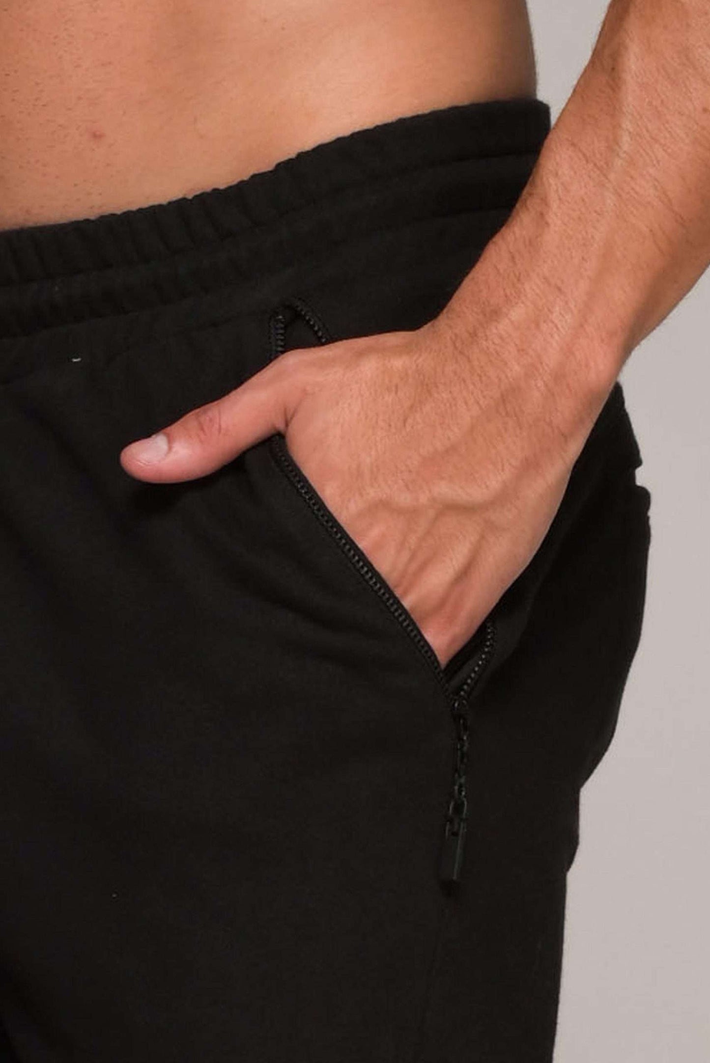 SUDADERA MACETO POLONIA NEGRO